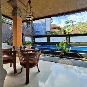 Warji House 2 Bisma Affittacamere
